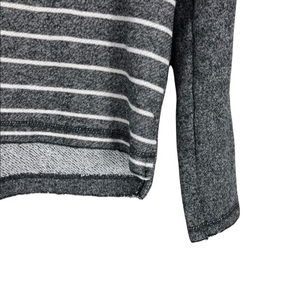 Aeropostale Sweater Womens M Gray White Stripe V-Neck Long Sleeve Raw Hem Casual - Picture 2 of 5